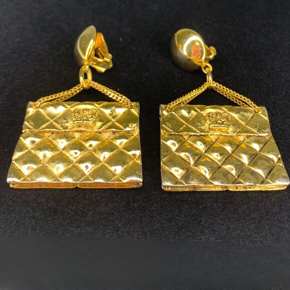 Gold Tone Purse Shape 80"s Inspired Dangle Earrings Clip -on VTG - Picture 1 of 9